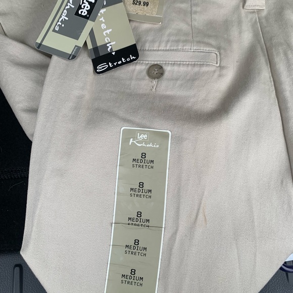 Brand New Lee khaki pants size 8 medium - Picture 9 of 10
